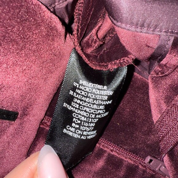 Alice + Olivia Merlot Burgundy Velvet Velour Ankle Pants MSRP $285 Size 4 Small - Picture 7 of 10